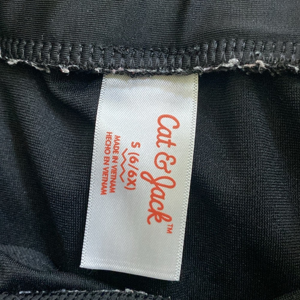 Girls Cat& Jack Black swim shorts size 4-5 - Picture 3 of 4